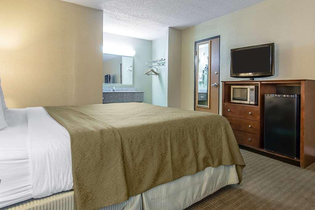 Rodeway Inn 로턴 객실 사진