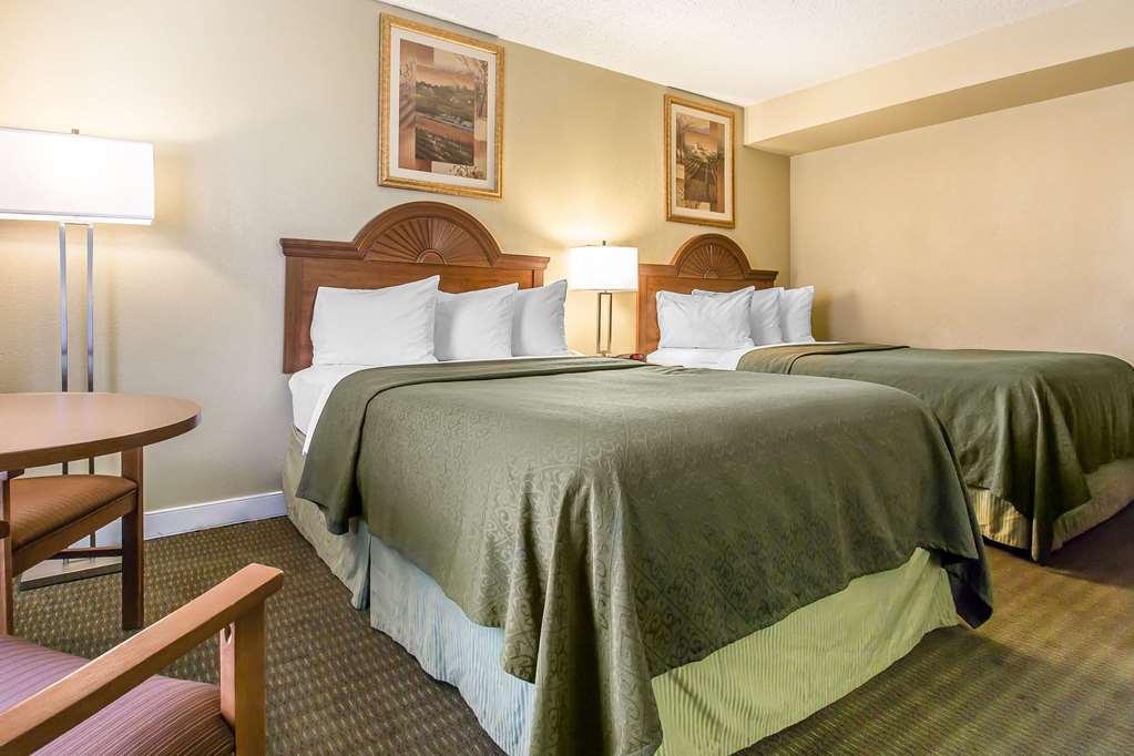 Rodeway Inn 로턴 객실 사진