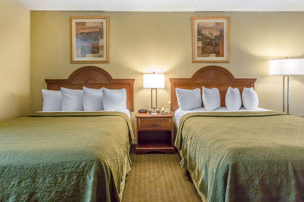 Rodeway Inn 로턴 객실 사진